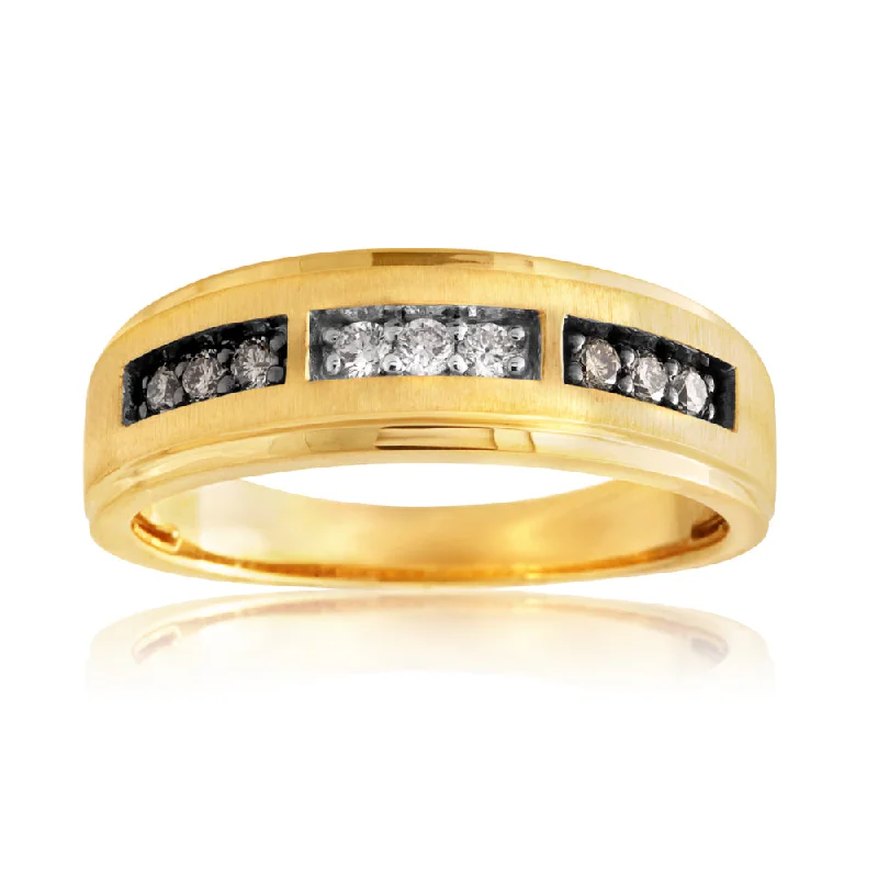 Rings with oxidized bands for vintage edge -10ct  Yellow Gold 1/4 Carat Diamond Ring with White and Champagne Diamonds