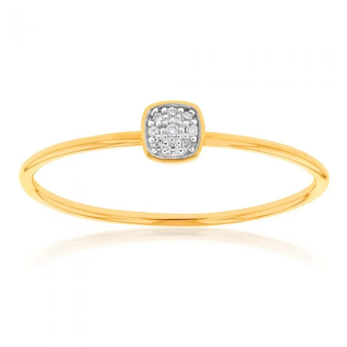 Rings with shield-shaped stones for boldness -9ct Yellow Gold Diamond Ring with 8 Brilliant Diamonds