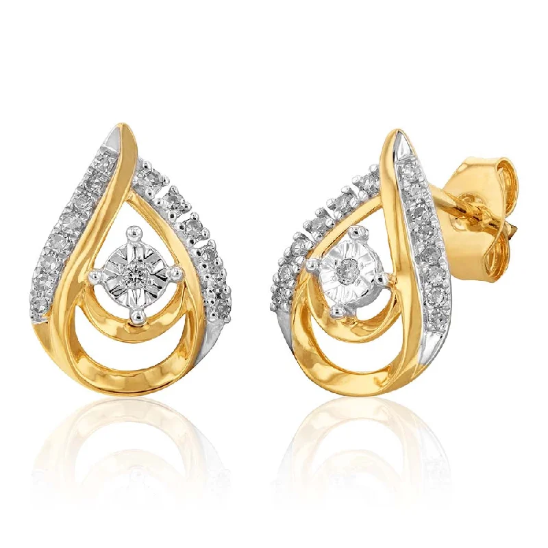 Rings with claw-set moonstone for mystique -9ct Yellow Gold Diamond Stud Earring with 30 Diamonds