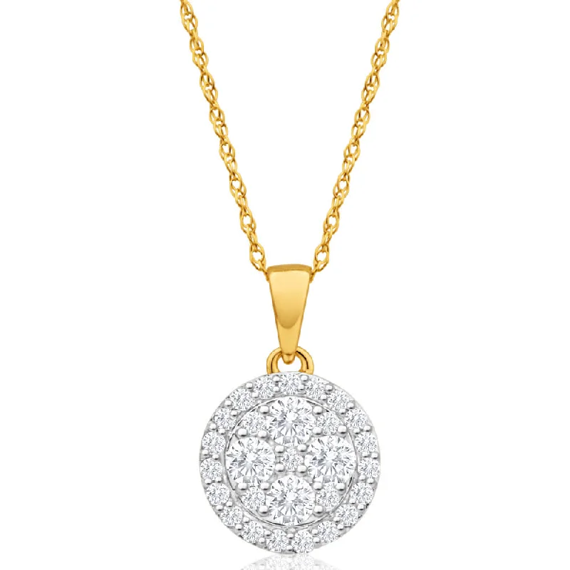 Rings with moonstone gems for ethereal glow -9ct Yellow Gold Gorgeous Diamond Pendant With Chain