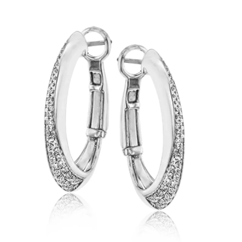 Beautiful necklaces and pendants with layered chains for a fashionable, chic look-Simon G. 18k Clio Hoop Earrings with Diamonds