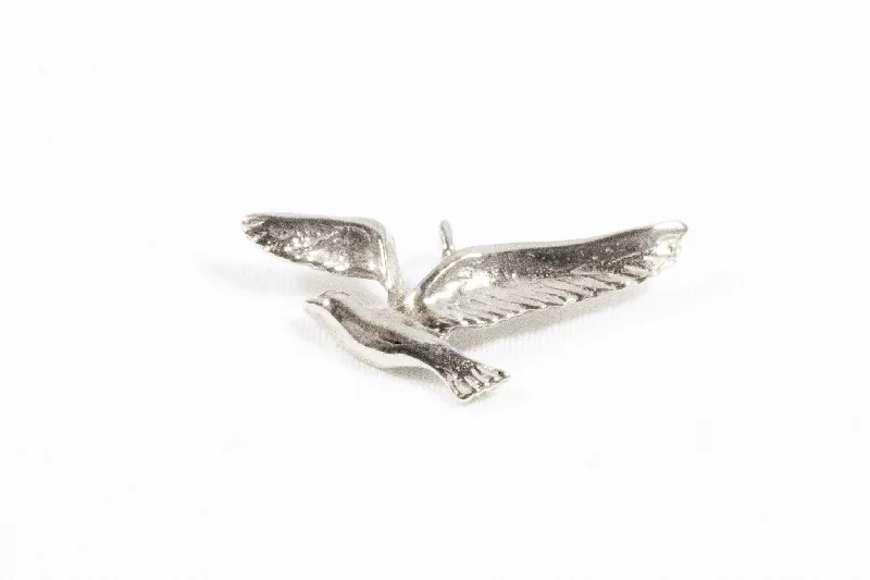 Beautiful necklaces and pendants with moonstone for an ethereal, mystical appearance-White Gold Seagull Pendant